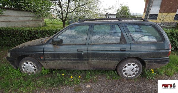 From Eyesore to Extra Cash: Transforming Your Yard with Car Removal in Perth